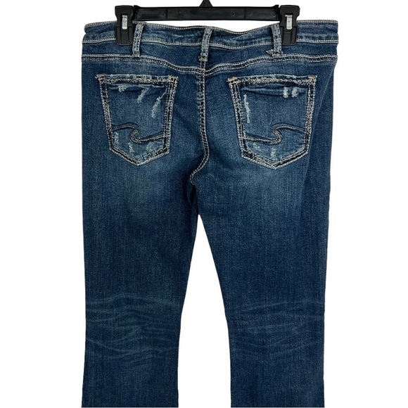 Silver Women’s Blue Jeans Sz W32/L31 Tuesday Bootcut Distressed Pockets Stretch - Picture 4 of 13